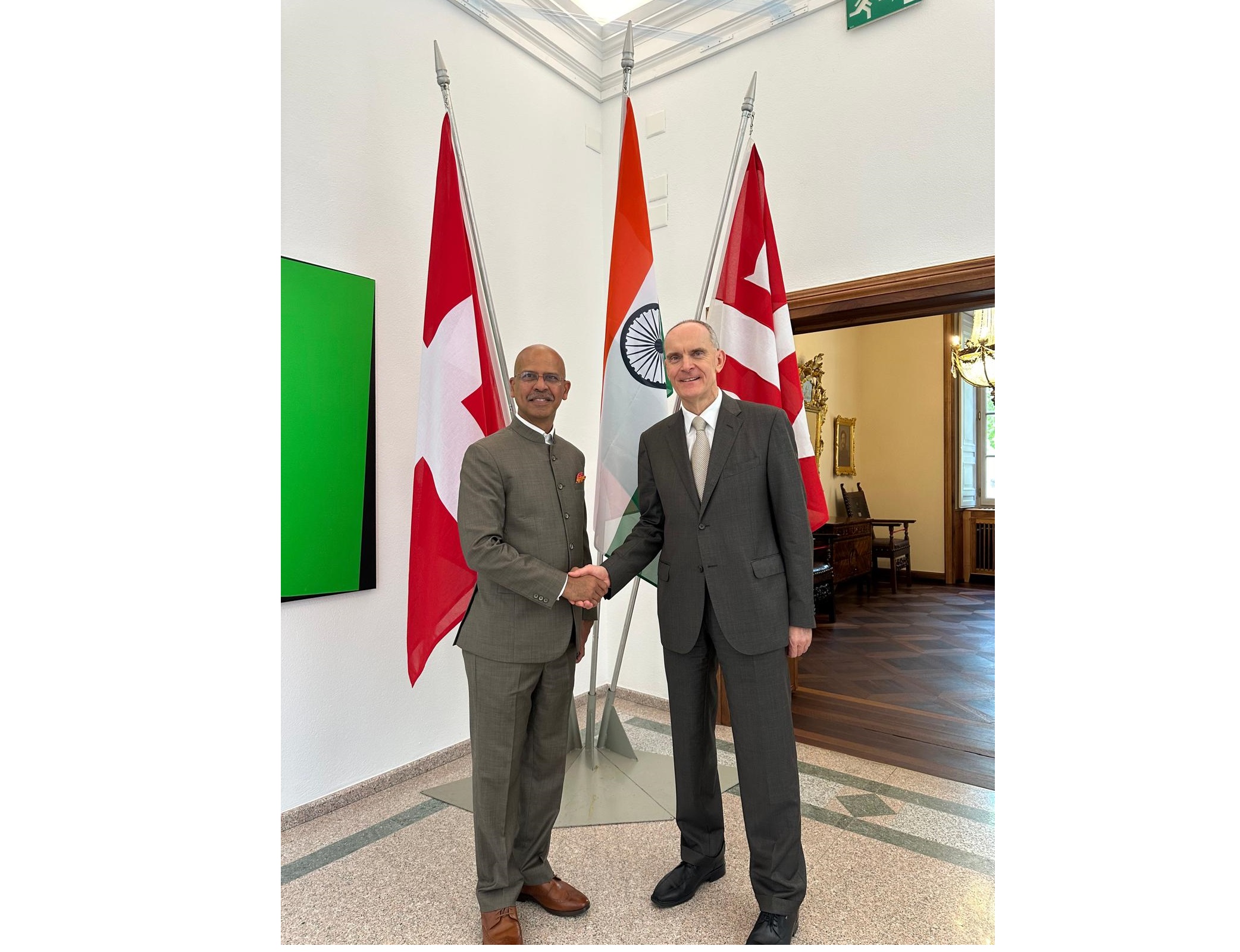 Ambassador Mridul Kumar met Mr. Roberto Badaracco, Vice Mayor of the city of Lugano & Mr. Luca Albertoni, Director of Camera di commercio, dell'industria, dell'artigianato e dei servizi del Cantone Ticino (Cc-Ti) at the Lugano City Hall on 28 June 2024
